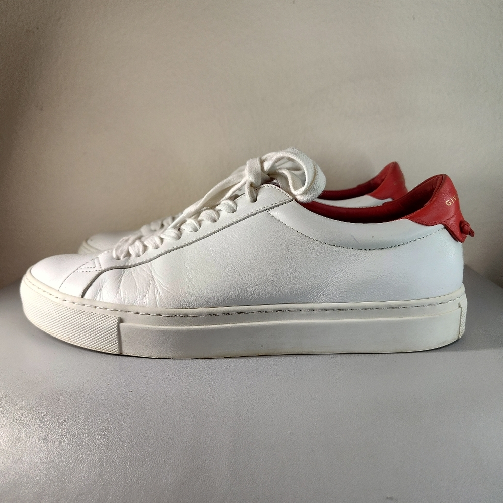 Givenchy White/Red Leather Urban Street Low Top Sneakers Size 40.5 US 7.5